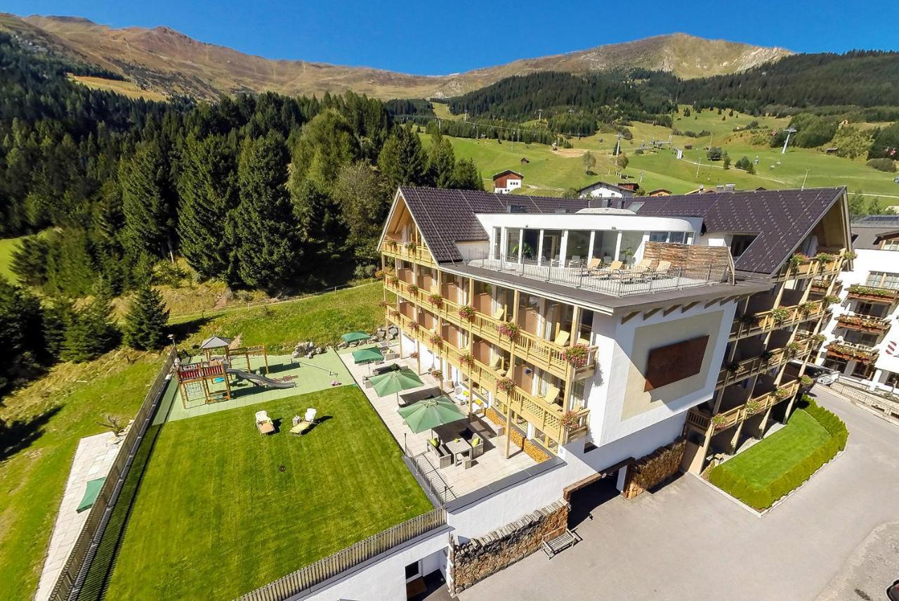 Natuerlich Hotel Mit Charakter Fiss Exteriér fotografie